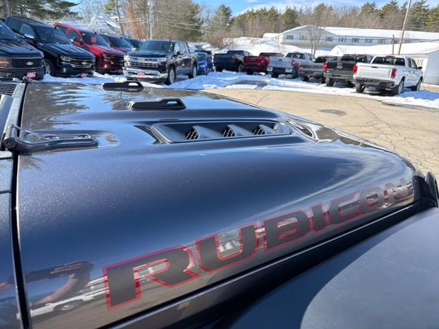 2018 Granite Crystal Metallic Clearcoat Jeep Wrangler Unlimited Rubicon 4X4 SUV