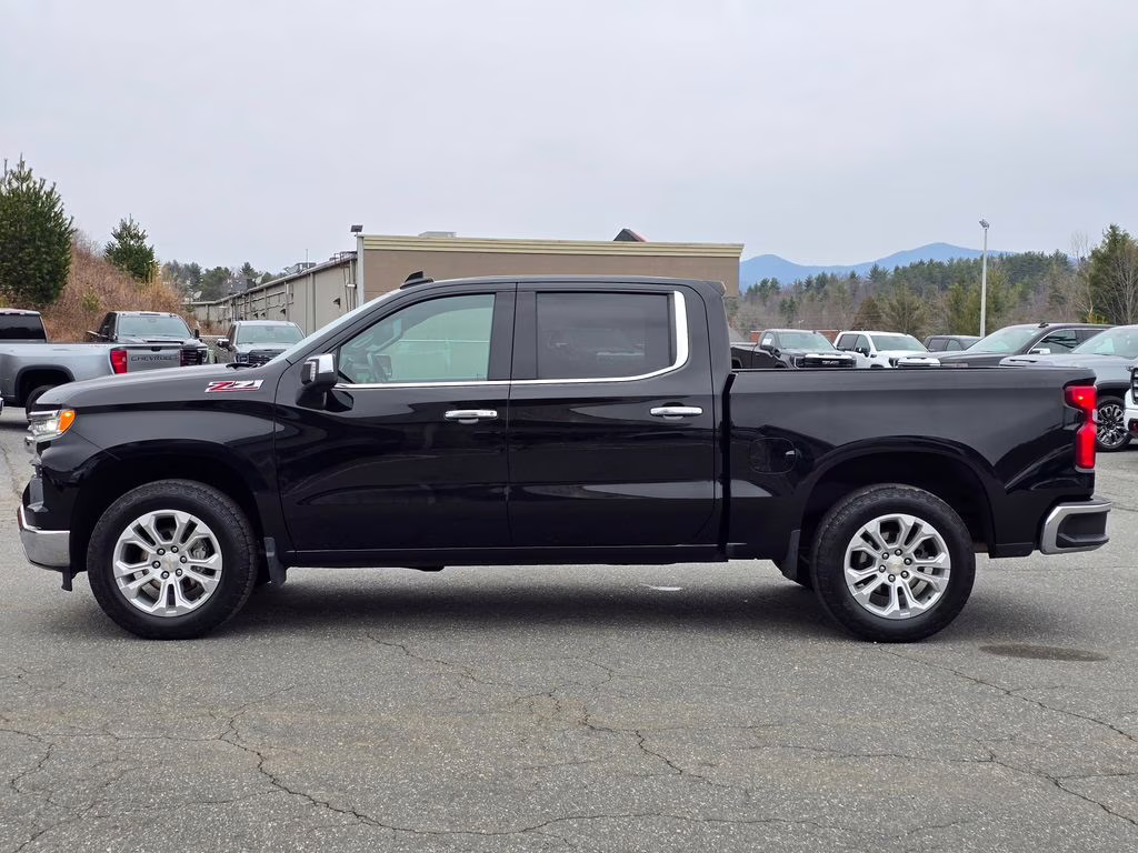2022 Black Chevrolet Silverado 1500 LTZ 4X4 Truck