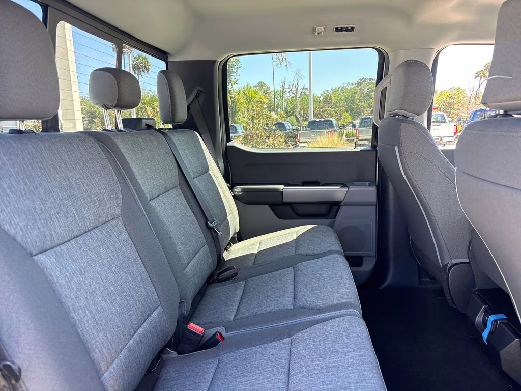 2026 Avalanche Ford Super Duty F-250 SRW XL 4X4 Truck