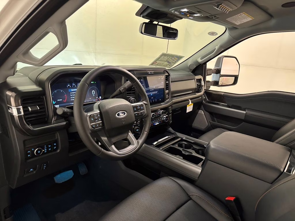 2026 White Metallic Ford Super Duty F-350 SRW Lariat 4X4 Truck