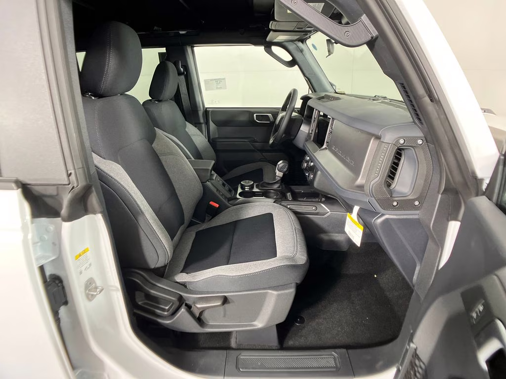 2026 Oxford White Ford Bronco Big Bend 4X4 SUV