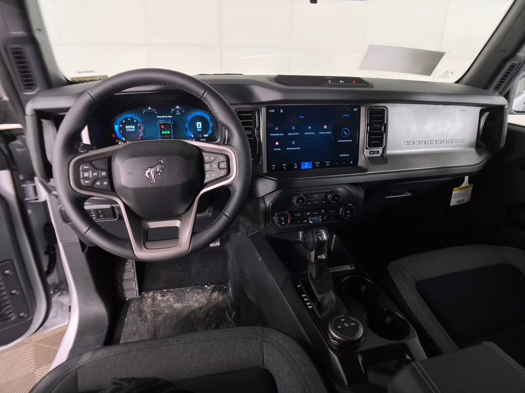 2026 Oxford White Ford Bronco Big Bend 4X4 SUV