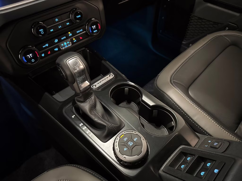 2026 Desert Sand Ford Bronco Outer Banks 4X4 SUV