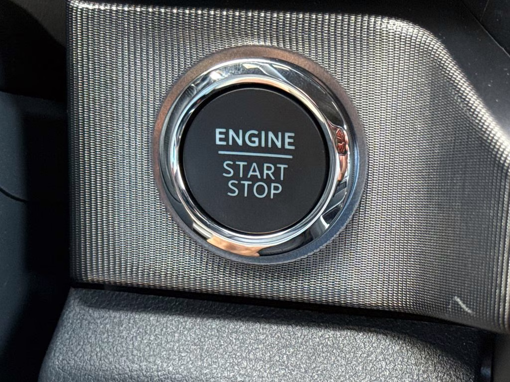 2026 Avalanche Ford Super Duty F-350 SRW Platinum 4X4 Truck