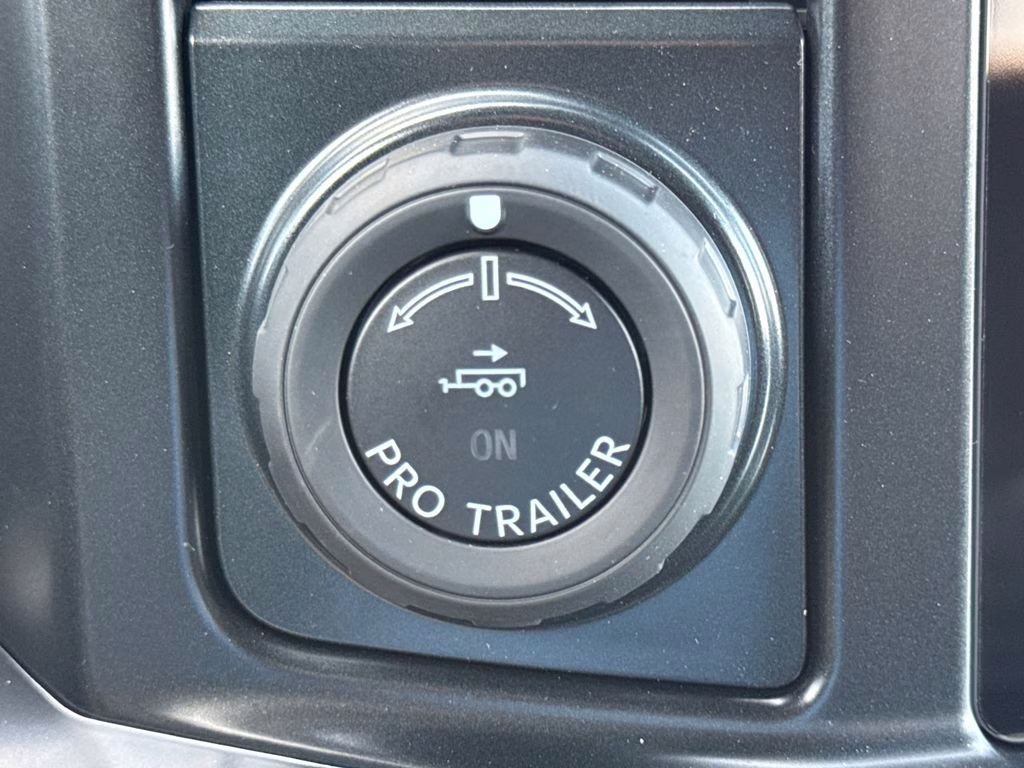 2026 Avalanche Ford Super Duty F-350 SRW Platinum 4X4 Truck