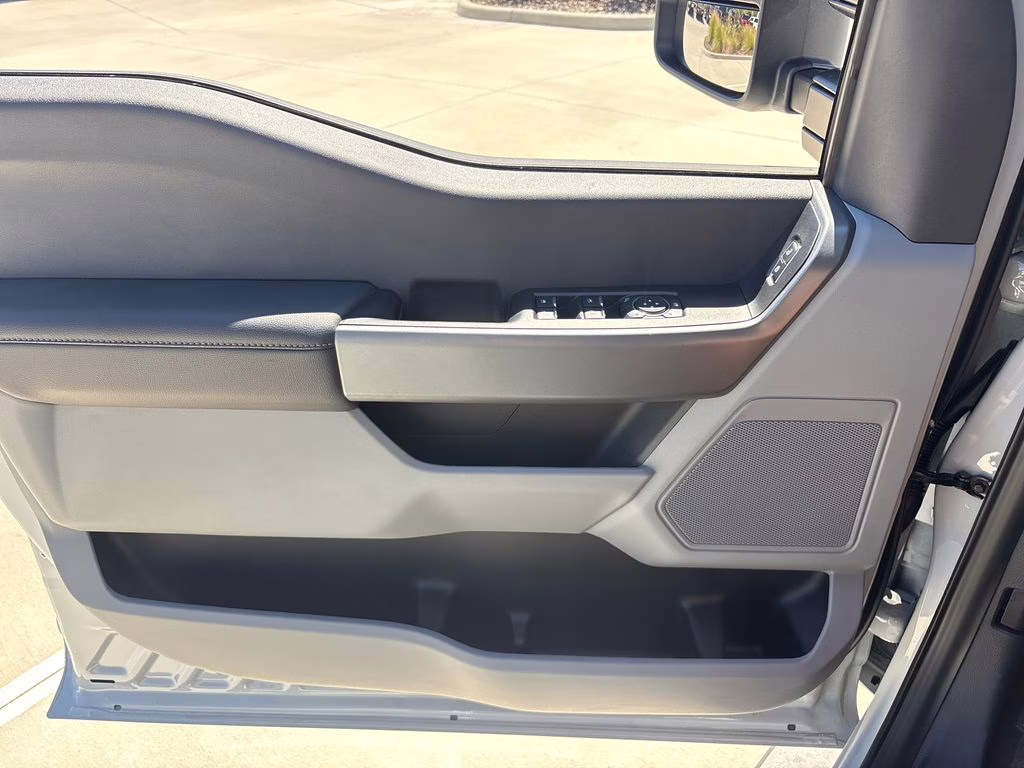 2026 Avalanche Ford Super Duty F-250 SRW XL 4X4 Truck