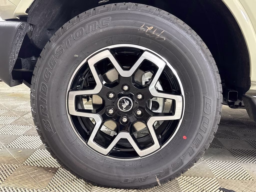 2026 Desert Sand Ford Bronco Outer Banks 4X4 SUV