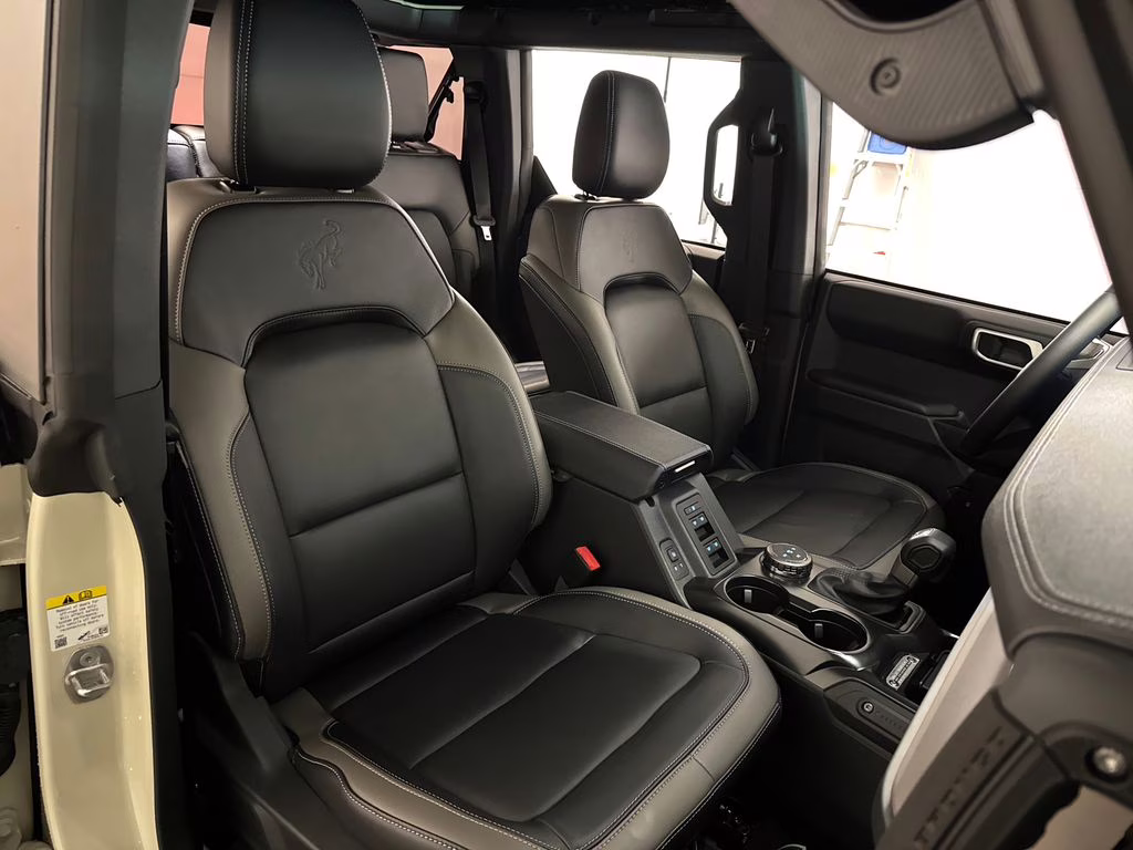 2026 Desert Sand Ford Bronco Outer Banks 4X4 SUV