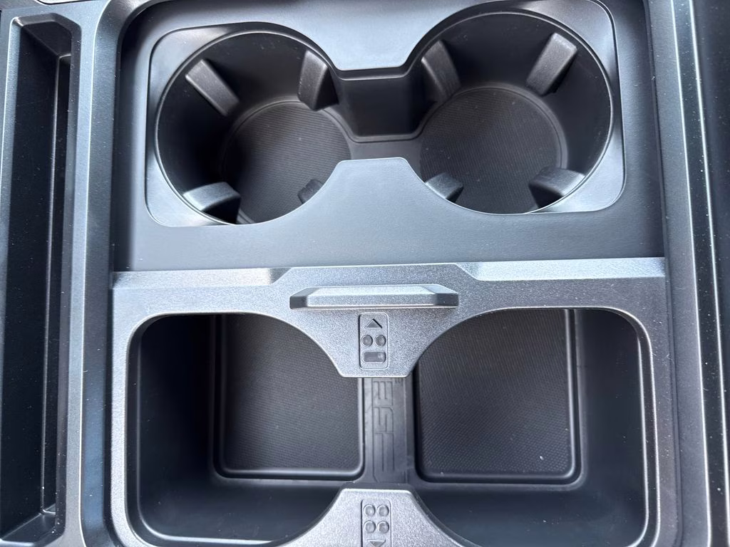 2026 Avalanche Ford Super Duty F-350 SRW Platinum 4X4 Truck