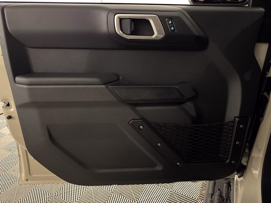 2026 Desert Sand Ford Bronco Outer Banks 4X4 SUV