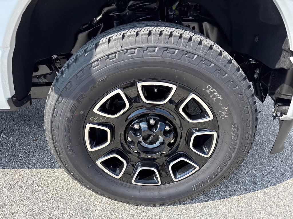 2026 Avalanche Ford Super Duty F-350 SRW Platinum 4X4 Truck