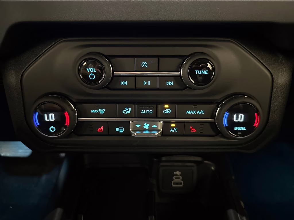 2026 Shadow Black Ford Bronco Big Bend 4X4 SUV