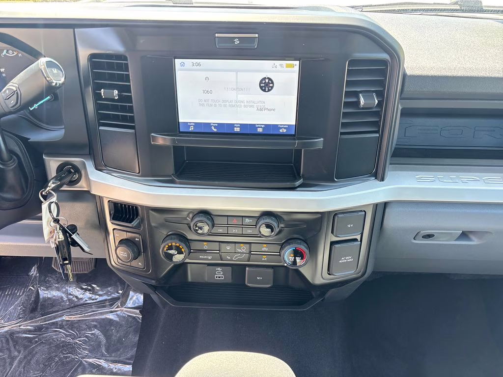 2026 Avalanche Ford Super Duty F-250 SRW XL 4X4 Truck