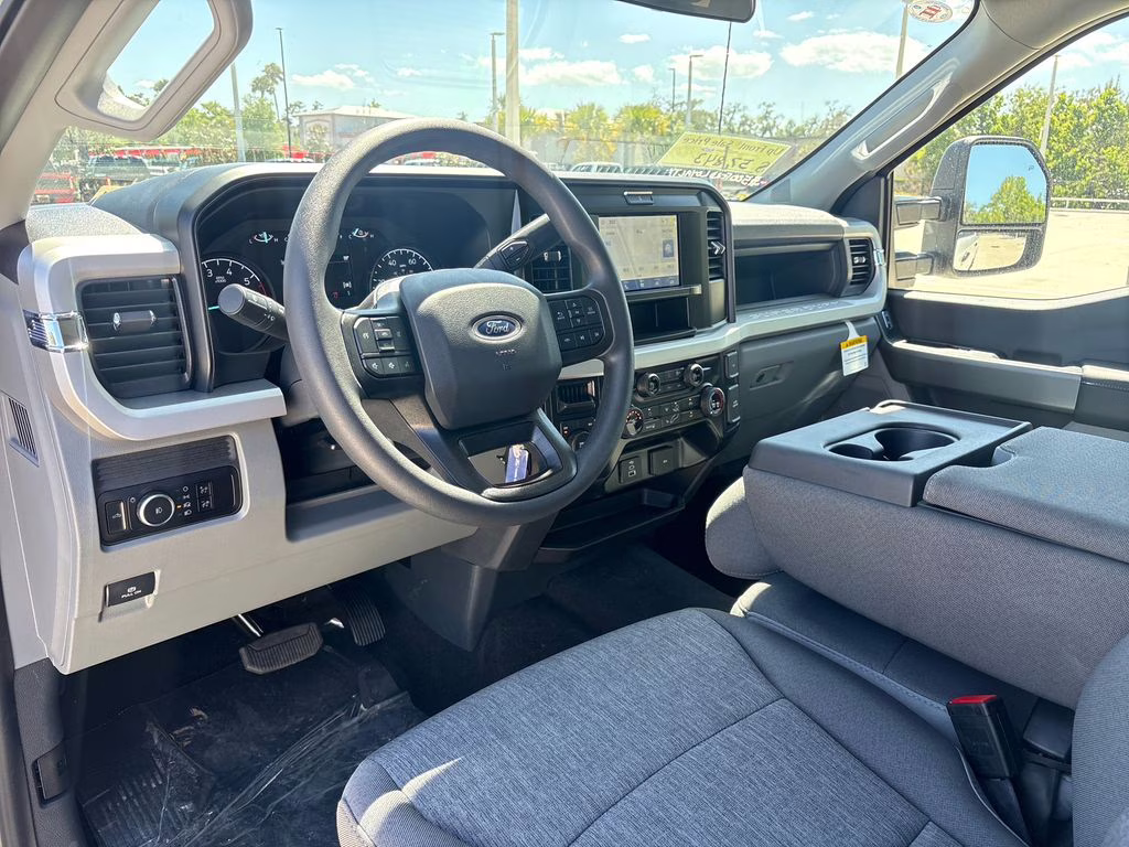 2026 Avalanche Ford Super Duty F-250 SRW XL 4X4 Truck