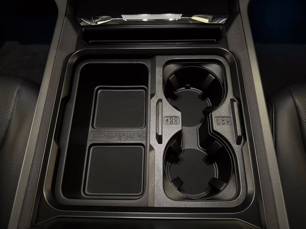 2026 White Metallic Ford Super Duty F-350 SRW Lariat 4X4 Truck