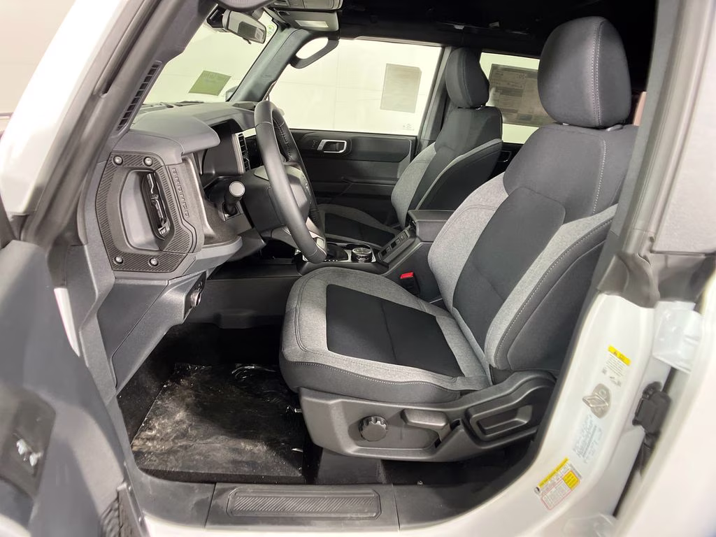 2026 Oxford White Ford Bronco Big Bend 4X4 SUV