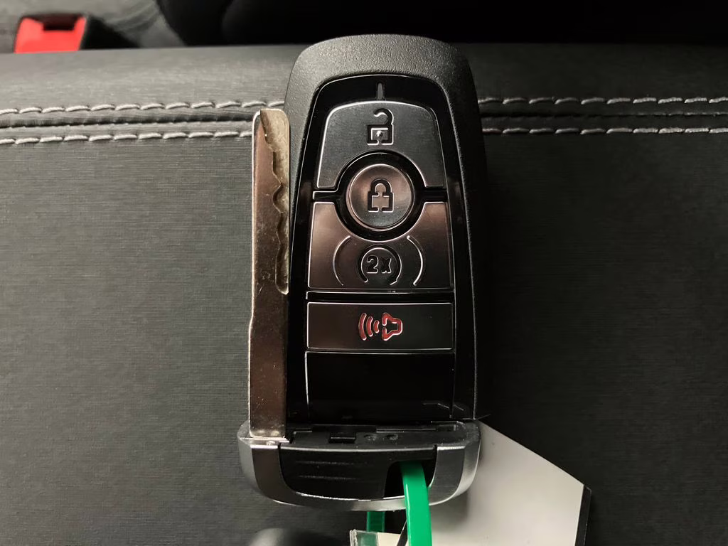 2026 Oxford White Ford Bronco Big Bend 4X4 SUV