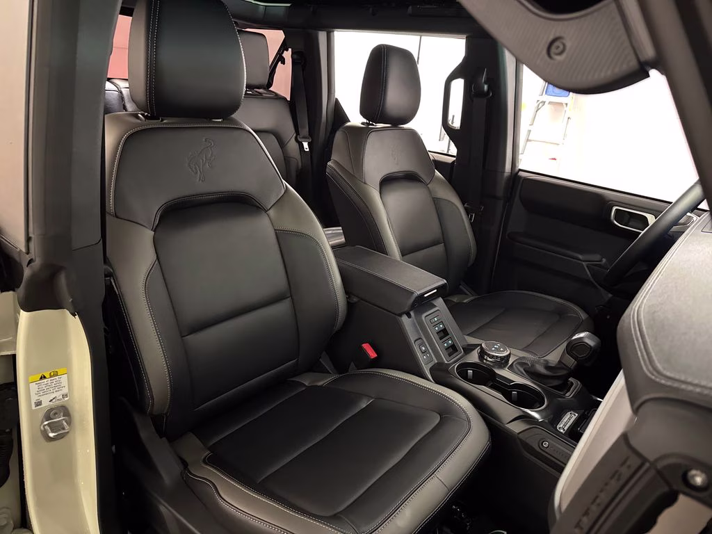 2026 Desert Sand Ford Bronco Outer Banks 4X4 SUV