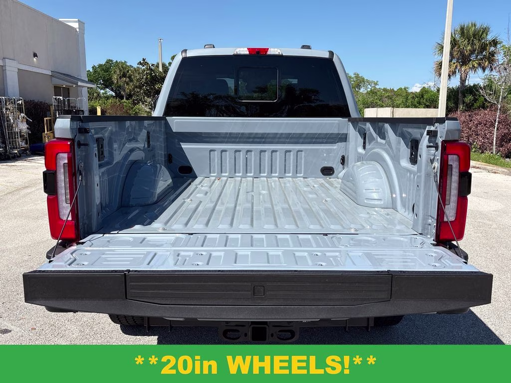 2026 Glacier Gray Metallic TriCoat Ford Super Duty F-350 SRW Platinum 4X4 Truck