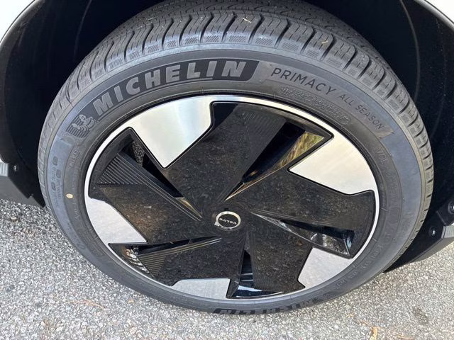 2026 Crystal White Volvo EX30 Twin Motor Plus AWD SUV