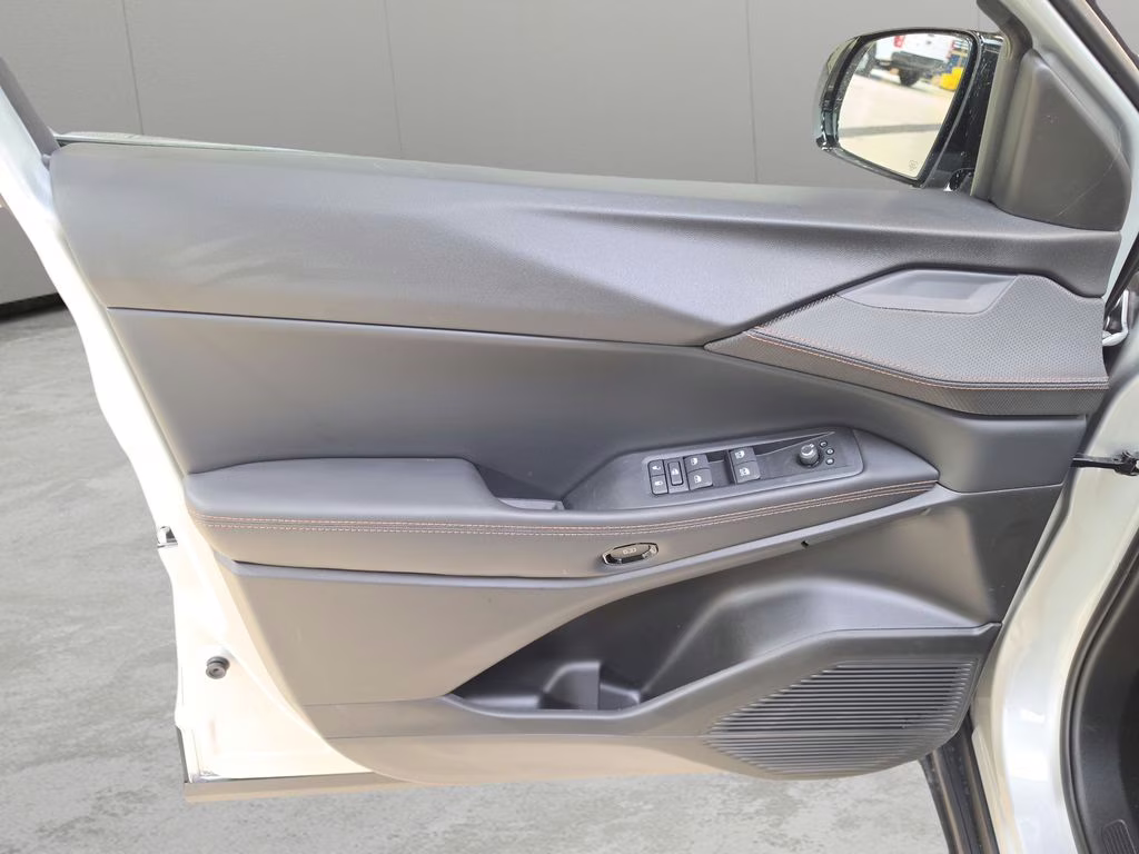 2026 Silver Zynith Clearcoat Jeep Cherokee Limited 4X4 SUV