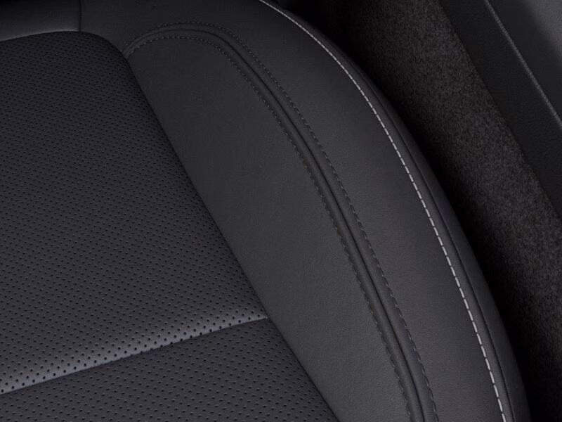 2026 Silver-Zynith Jeep Grand Wagoneer Grand Wagoneer Limited Altitude 4x4 4X4 SUV