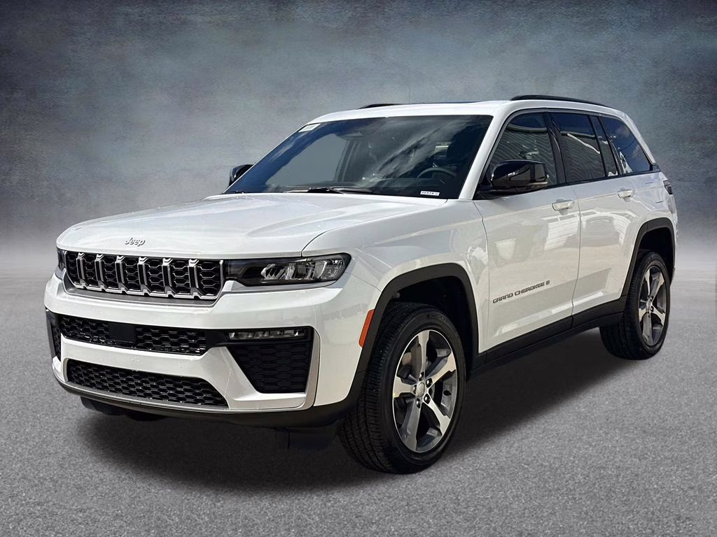 2026 Bright White Clearcoat Jeep Grand Cherokee Limited 4X4 SUV