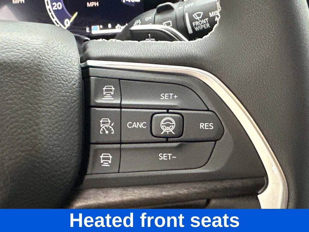 2026 Diamond Black Crystal Pearlcoat Jeep Grand Cherokee Limited 4X4 SUV