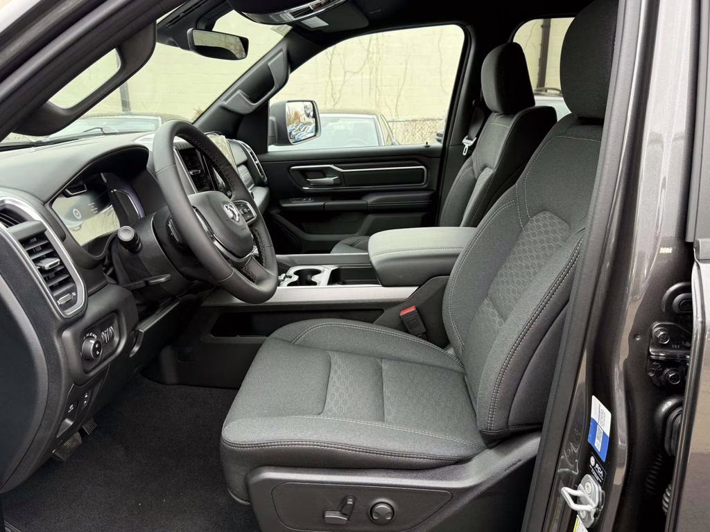 2026 Granite Crystal Metallic Clearcoat Ram 1500 Big Horn/Lone Star 4X4 Truck