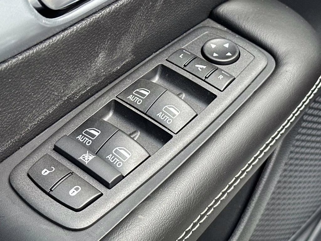 2026 Bright White Clearcoat Chrysler Pacifica Limited AWD Van