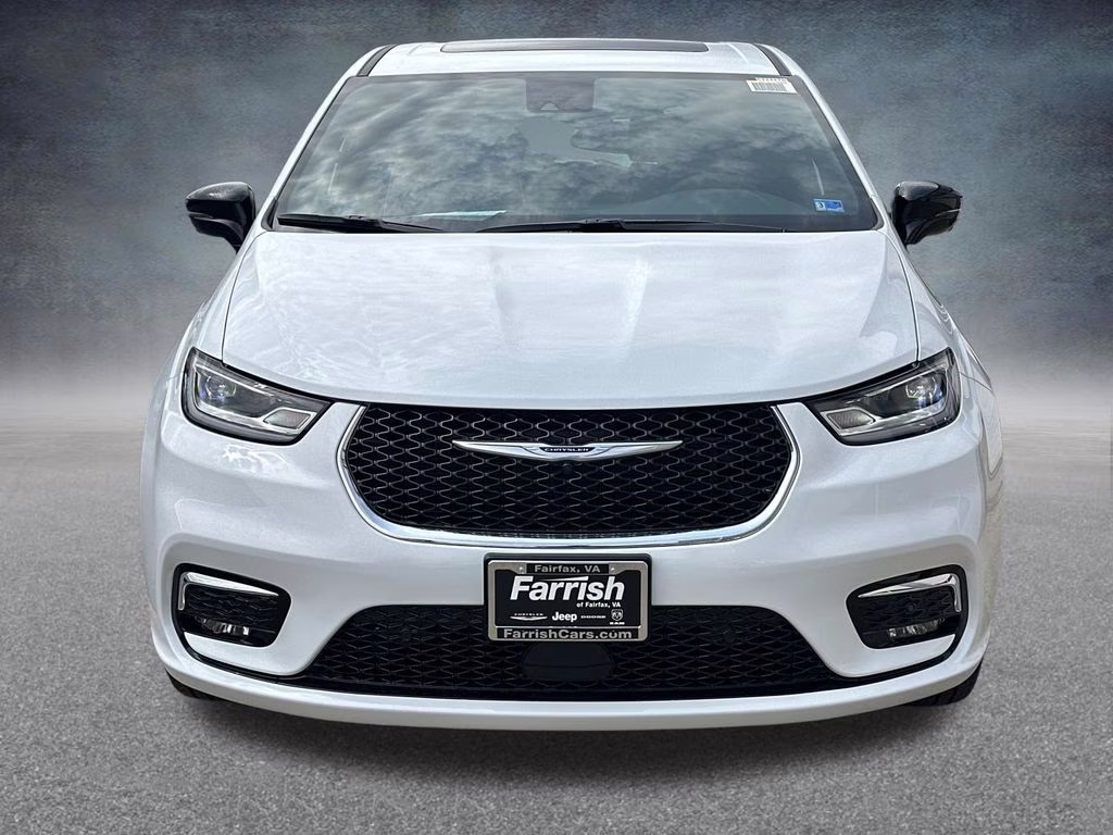 2026 Bright White Clearcoat Chrysler Pacifica Limited AWD Van