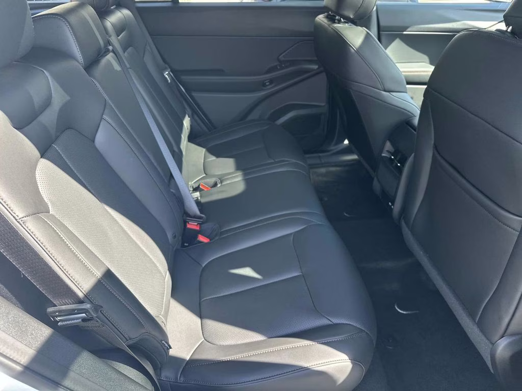 2026 Bright White Clearcoat Jeep Cherokee Limited 4X4 SUV