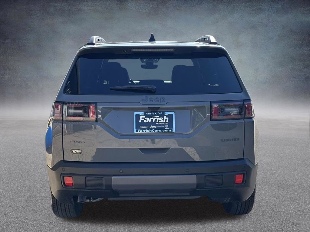 2026 Sting-Gray Clearcoat Jeep Cherokee Limited 4X4 SUV