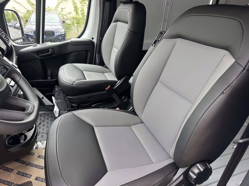 2026 Bright White Clearcoat Ram ProMaster 1500 Base FWD Van