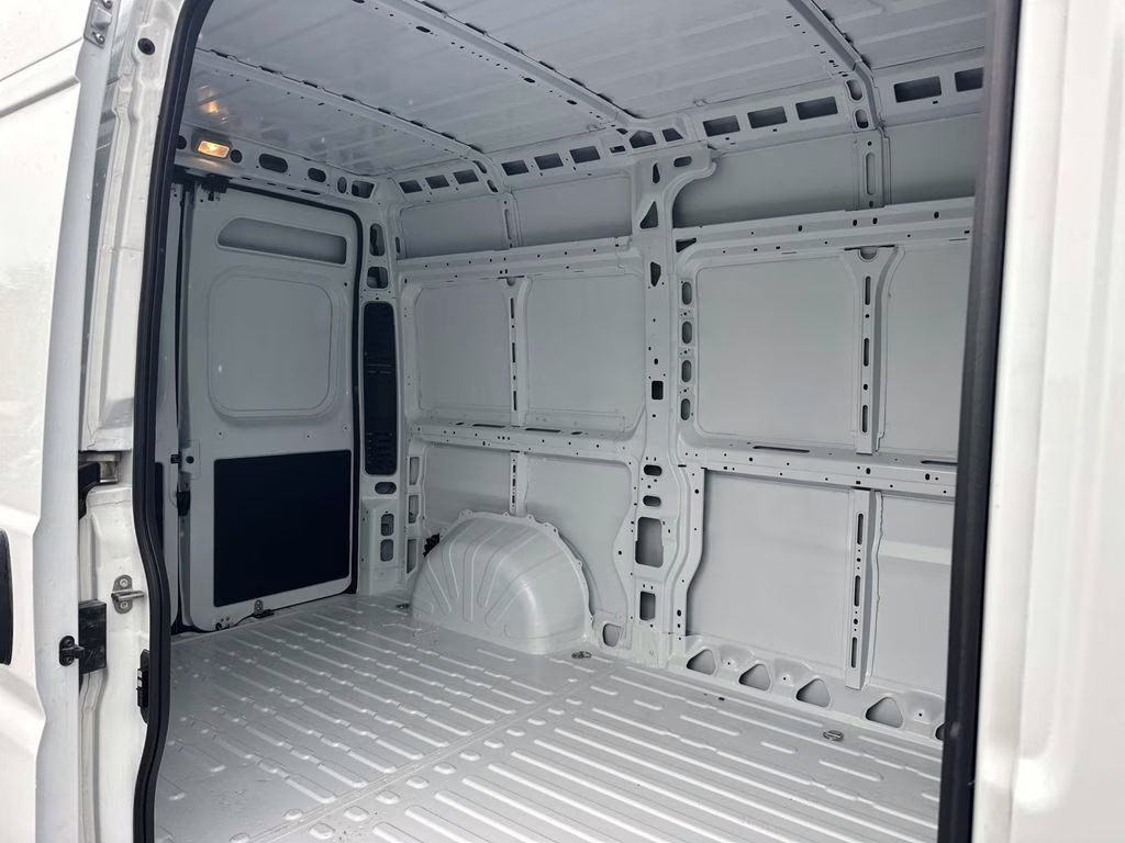 2026 Bright White Clearcoat Ram ProMaster 1500 Base FWD Van