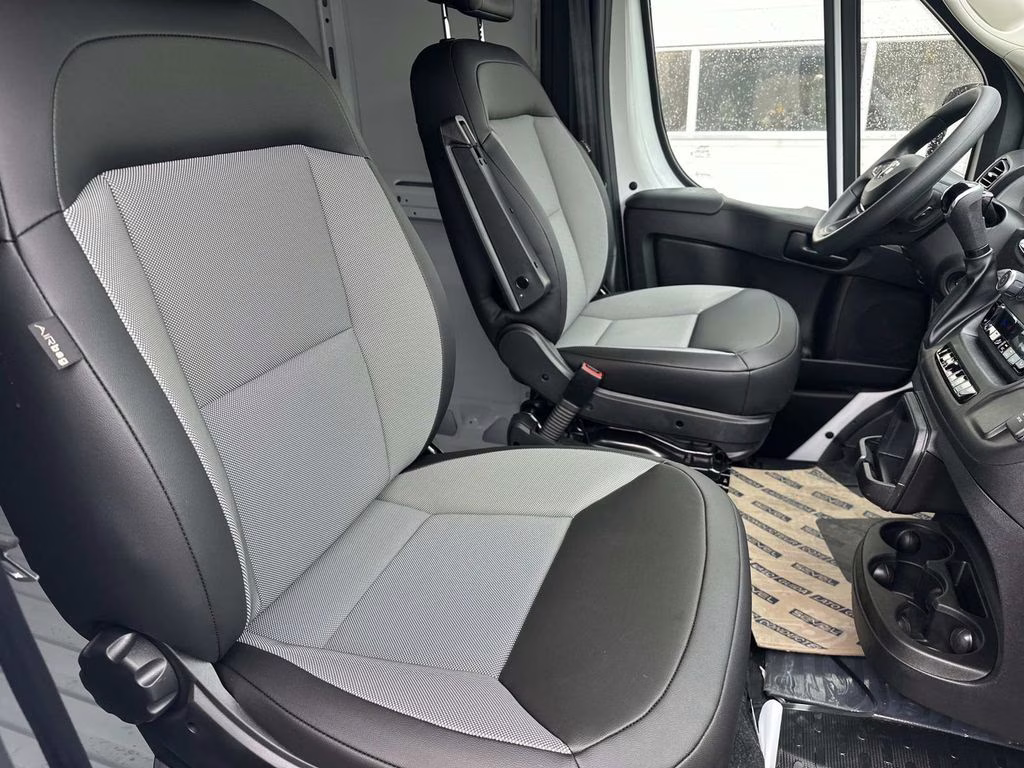 2026 Bright White Clearcoat Ram ProMaster 1500 Base FWD Van