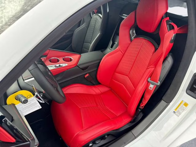 2026 Arctic White Chevrolet Corvette Stingray 3LT RWD Coupe