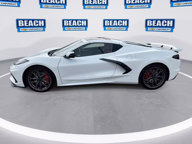 2026 Arctic White Chevrolet Corvette Stingray 3LT RWD Coupe