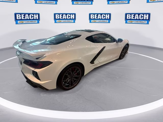 2026 Arctic White Chevrolet Corvette Stingray 3LT RWD Coupe