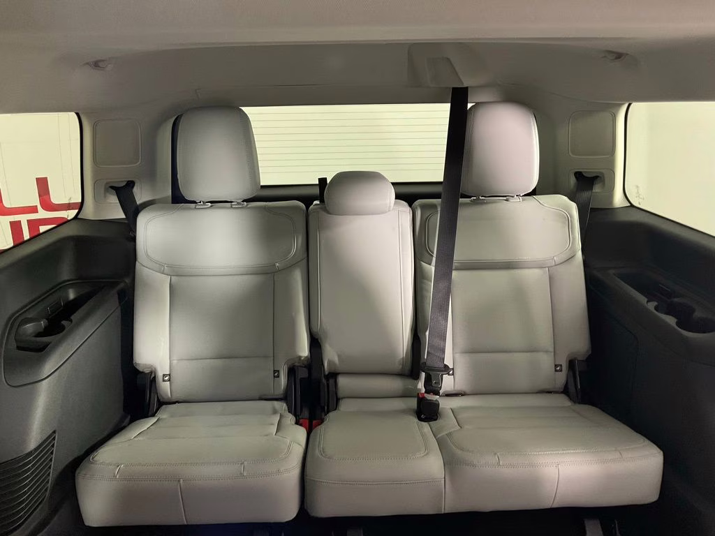 2026 White Metallic Ford Expedition Platinum 4X4 SUV