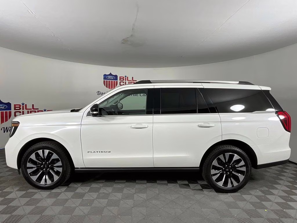 2026 White Metallic Ford Expedition Platinum 4X4 SUV