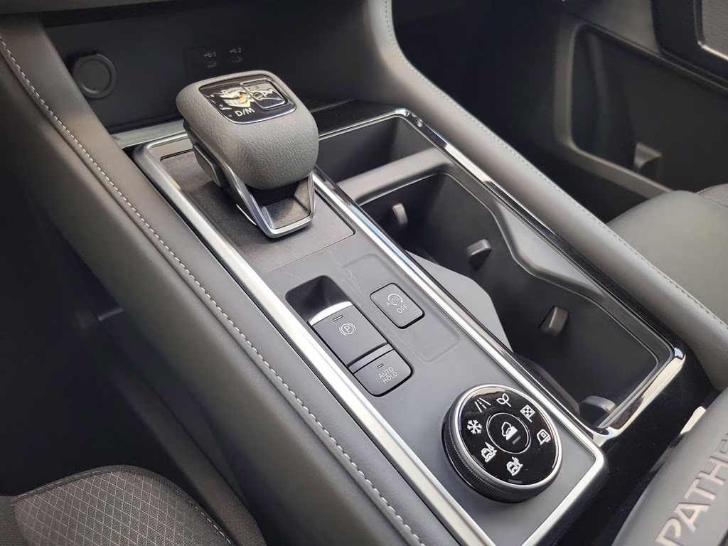 2026 Glacier White Nissan Pathfinder SV 4X4 SUV