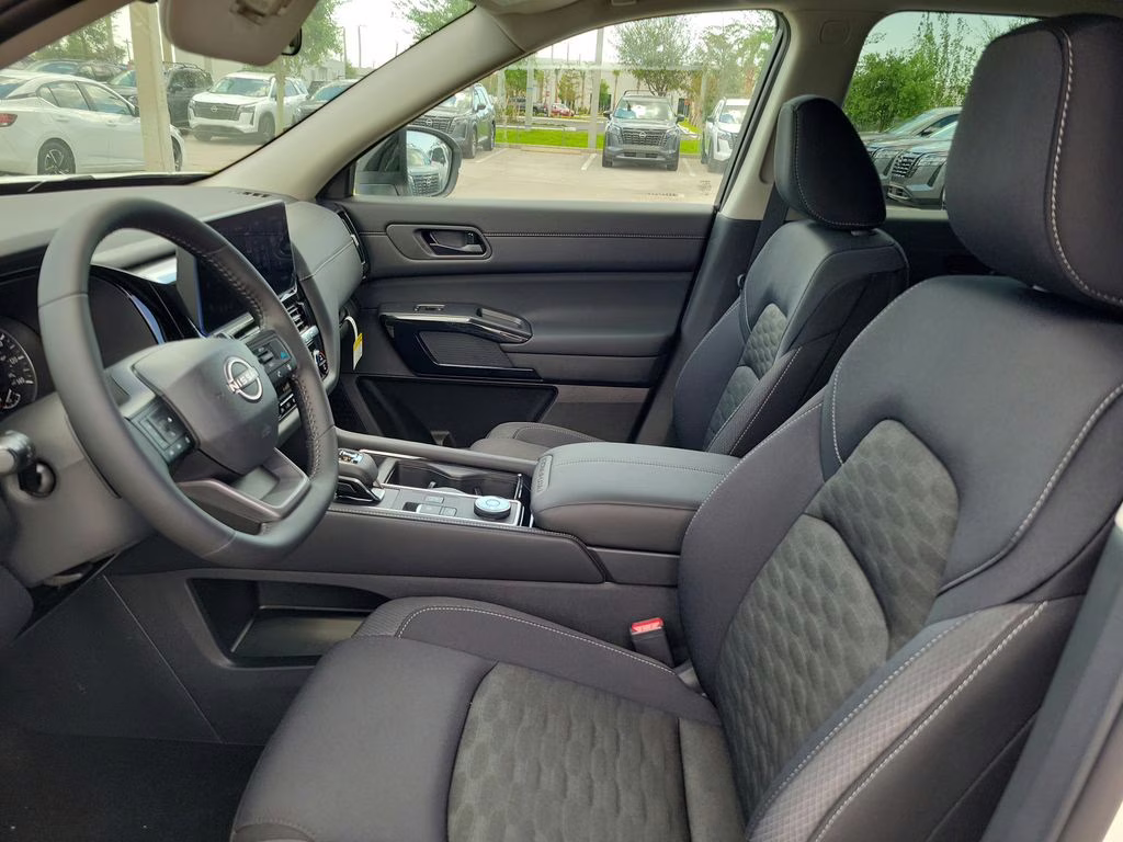 2026 Glacier White Nissan Pathfinder SV 4X4 SUV