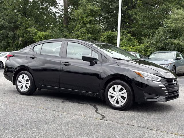 2025 Super Black Metallic Nissan Versa 1.6 S FWD Sedan
