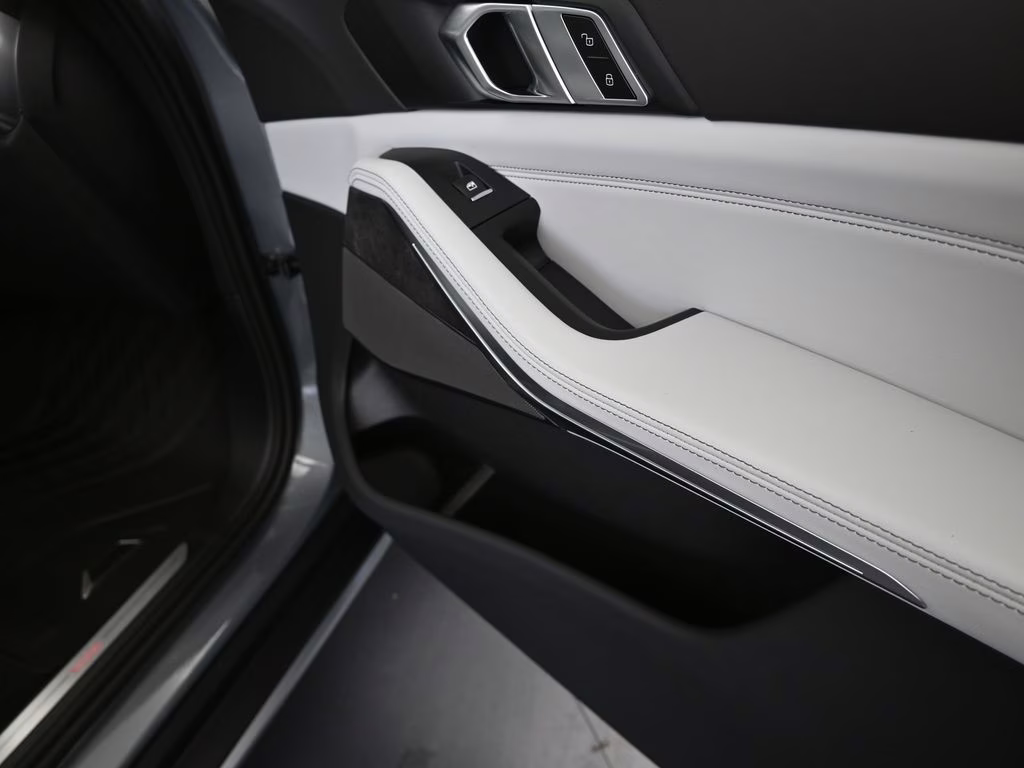 2026 Skyscraper Grey Metallic BMW X5 sDrive40i RWD SUV