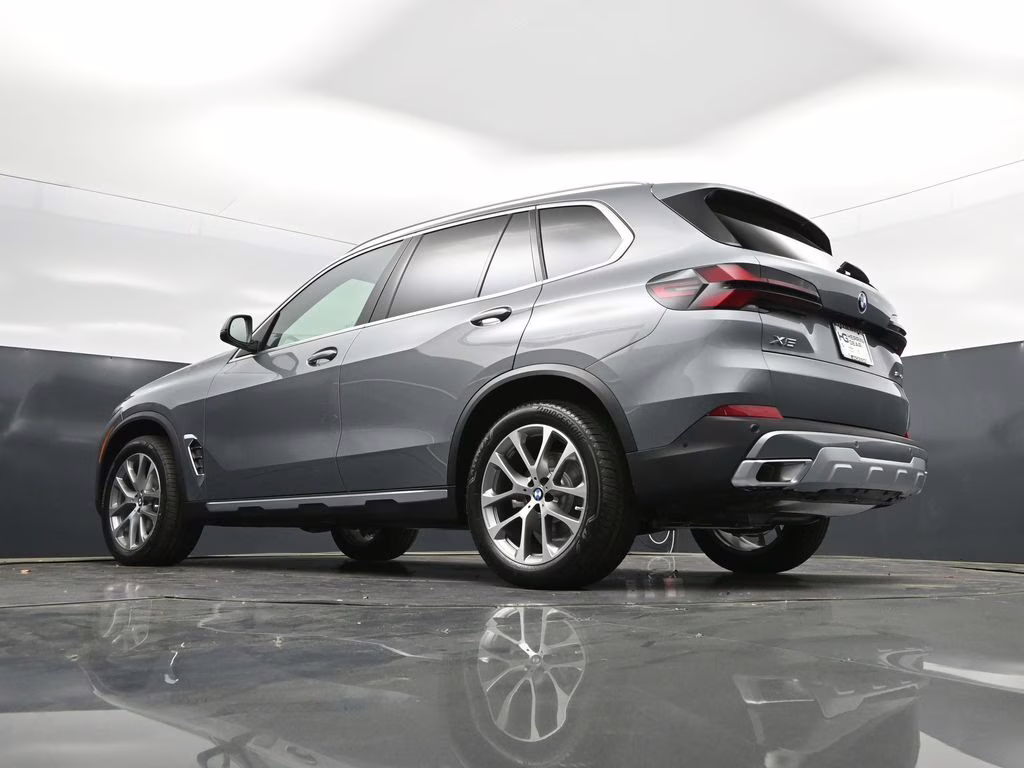 2026 Skyscraper Grey Metallic BMW X5 sDrive40i RWD SUV