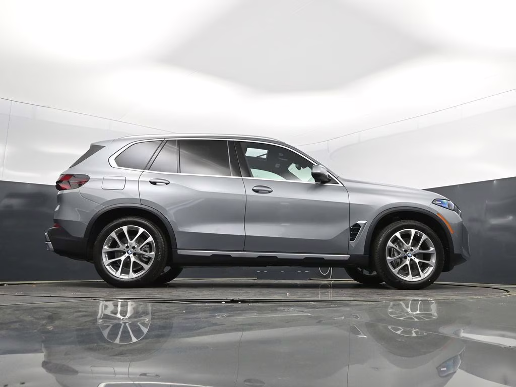2026 Skyscraper Grey Metallic BMW X5 sDrive40i RWD SUV