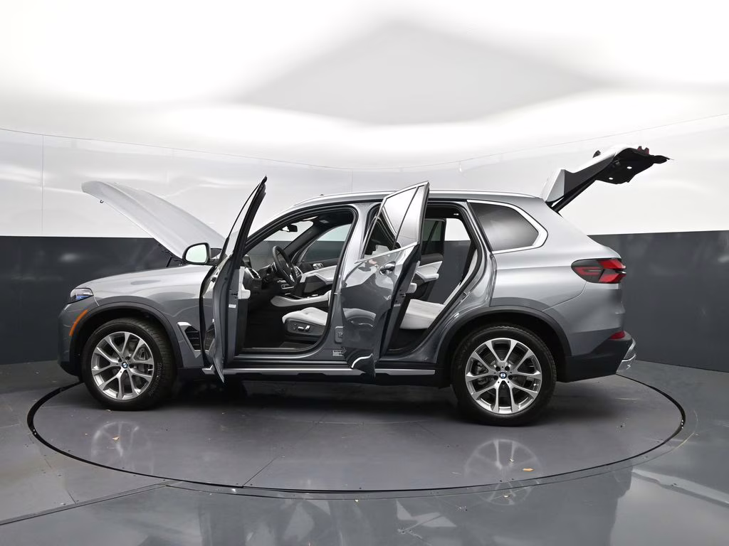 2026 Skyscraper Grey Metallic BMW X5 sDrive40i RWD SUV