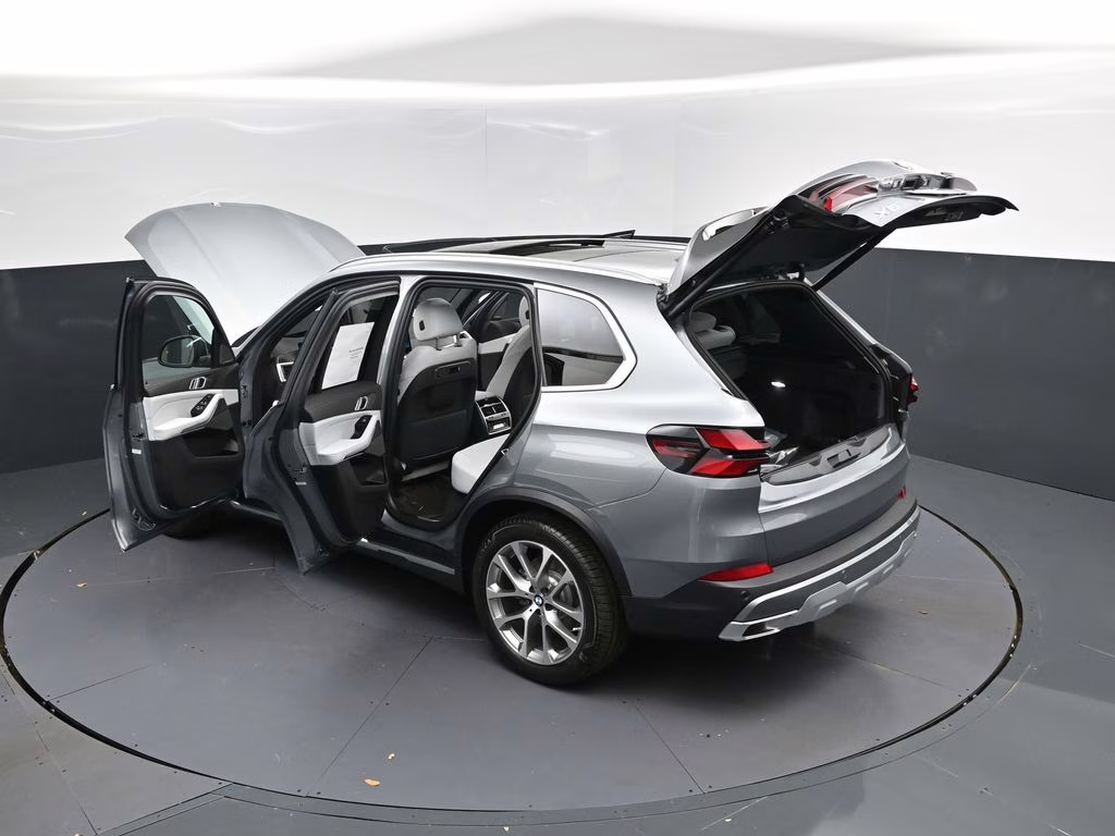 2026 Skyscraper Grey Metallic BMW X5 sDrive40i RWD SUV