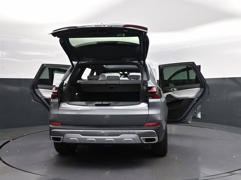 2026 Skyscraper Grey Metallic BMW X5 sDrive40i RWD SUV